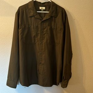 REI basic button down size XL